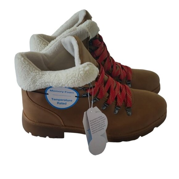 Womens Tan Memory Foam Winter Boots With Red Laces, Faux Shearling Lining. - Picture 4 of 5